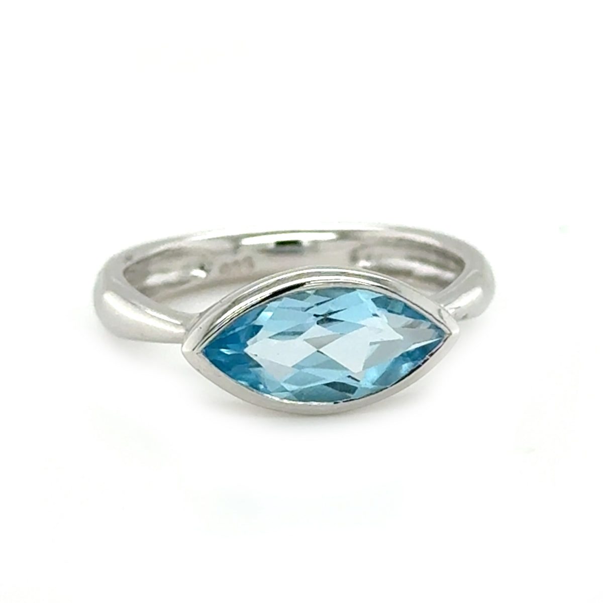 Sterling Silver  Blue Topaz Ring