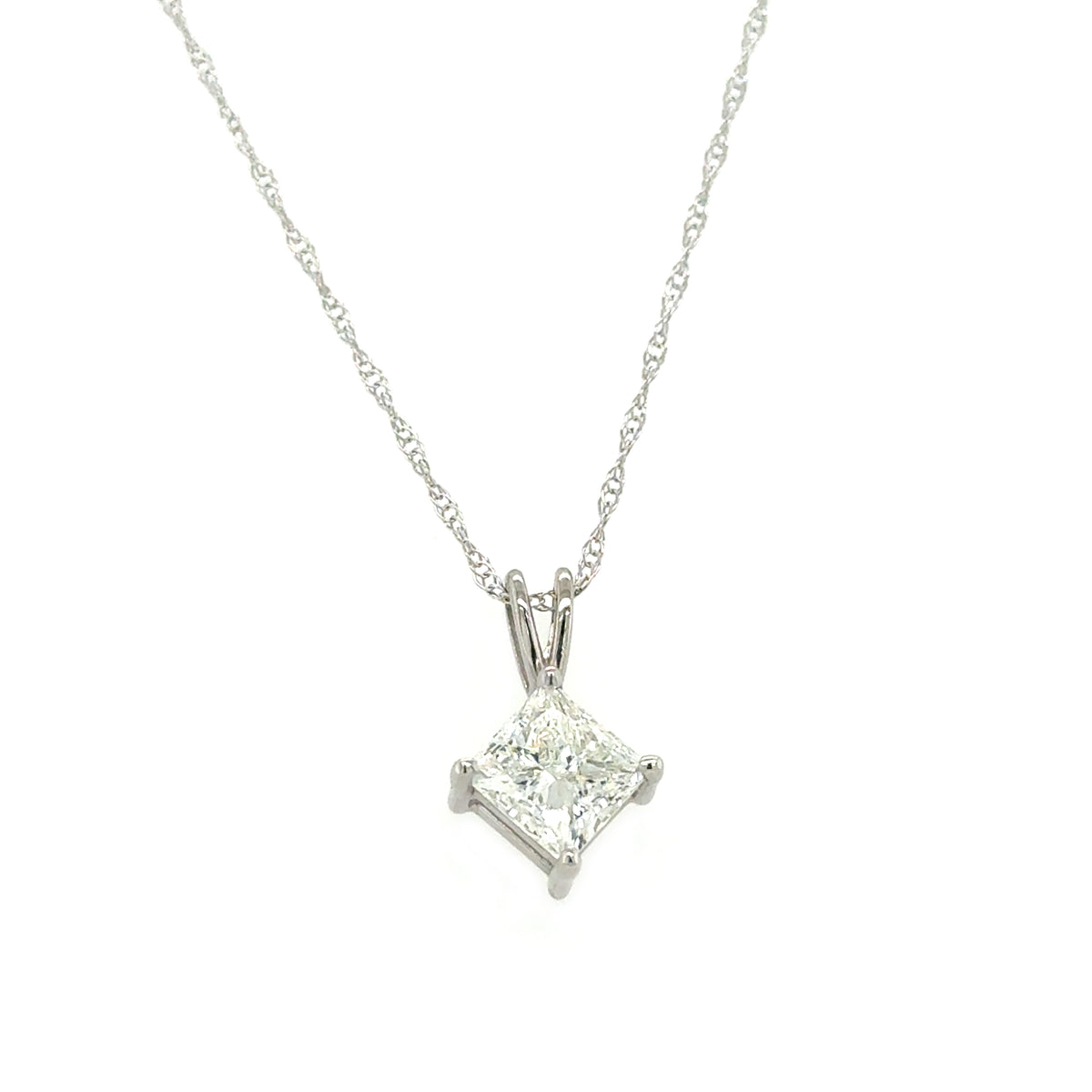 White 14 Karat solitaire pendant
